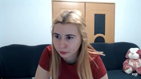 dianasmiey7 online show from 02-19-25, 08:33