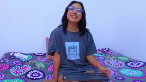 Ana  Leo online show from 02-21-25, 06:59