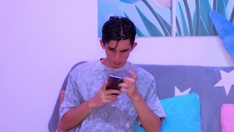 Ana  Leo online show from 02-06-26, 01:47