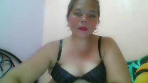 Snapshot of diane4you chatting on 07-28-26, 06:20 diane4you online show from 07-28-26, 06:20