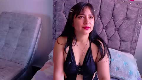 Snapshot of diane_1 chatting on 01-19-26, 01:37 DIANE online show from 01-19-26, 01:37