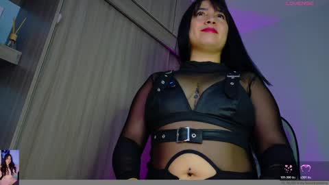 Snapshot of diane_1 chatting on 03-30-26, 09:54 DIANE online show from 03-30-26, 09:54