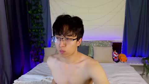 Snapshot of dianinav chatting on 02-24-26, 03:10 Adam online show from 02-24-26, 03:10