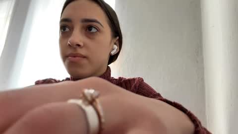 Anna online show from 04-18-26, 07:12