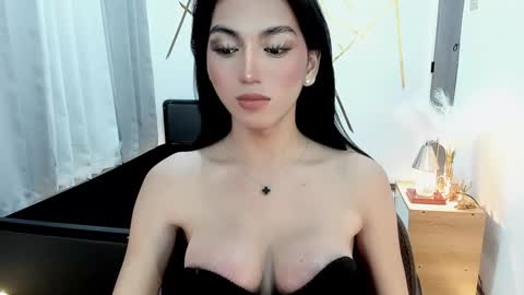 Snapshot of dianna_foxy chatting on 02-03-25, 10:36 Kianna online show from 02-03-25, 10:36