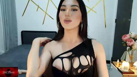 Snapshot of dianna_foxy chatting on 11-10-25, 05:28 Kianna online show from 11-10-25, 05:28