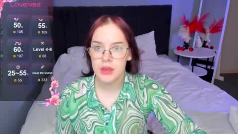 Snapshot of dianne_davis chatting on 12-07-24, 02:53 Dianne online show from 12-07-24, 02:53