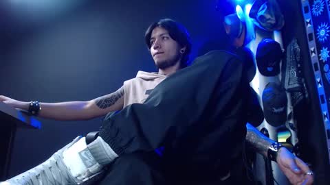 DICAPRIO online show from 02-19-25, 10:20