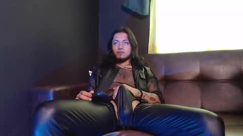DICAPRIO online show from 05-23-26, 05:06