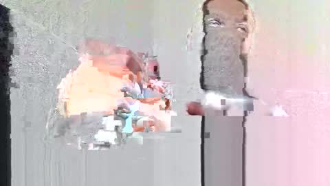 Snapshot of dick__18 chatting on 05-25-26, 08:31 Antonio online show from 05-25-26, 08:31