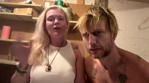 Snapshot of dickeddownsouth chatting on 10-24-25, 10:33 Beau online show from 10-24-25, 10:33