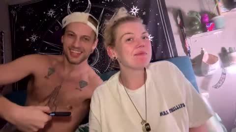 Snapshot of dickeddownsouth chatting on 11-09-25, 05:17 Beau online show from 11-09-25, 05:17