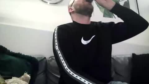Snapshot of dickfun33 chatting on 12-03-25, 05:55 Bart online show from 12-03-25, 05:55