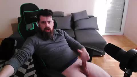 Snapshot of dickstaza chatting on 01-23-25, 12:19 dickstaza online show from 01-23-25, 12:19