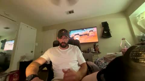 Snapshot of dicswole chatting on 09-18-25, 01:24 dicswole online show from 09-18-25, 01:24