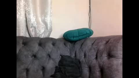 Snapshot of dididash chatting on 02-26-25, 06:37 dididash online show from 02-26-25, 06:37