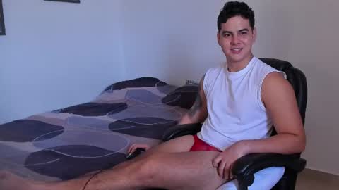 DIEGO CAZAS online show from 06-25-26, 05:17