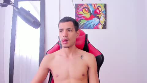 Snapshot of diego_latino chatting on 06-24-26, 07:13 Diego lat online show from 06-24-26, 07:13