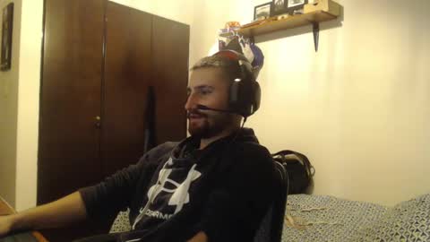 Snapshot of diegocastrotiktok chatting on 12-08-24, 11:19 Diego online show from 12-08-24, 11:19