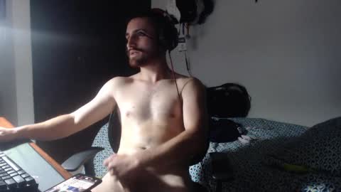 Snapshot of diegocastrotiktok chatting on 12-09-24, 02:24 Diego online show from 12-09-24, 02:24