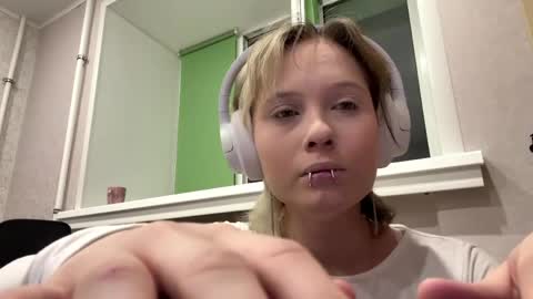Lilit online show from 06-10-26, 08:08