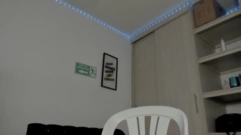 Snapshot of diegsz_ chatting on 02-01-25, 09:19 diego online show from 02-01-25, 09:19