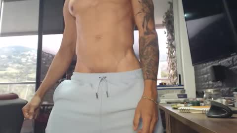 Snapshot of diehgoo_ortega chatting on 12-04-25, 09:45 Diego Ortega online show from 12-04-25, 09:45