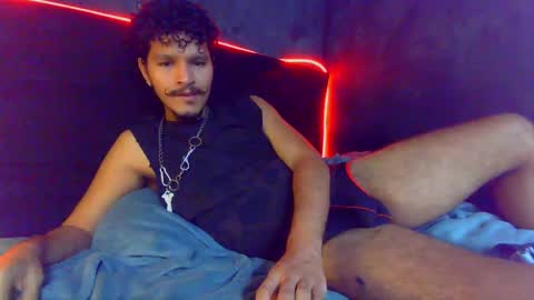 diemond_latinx98 online show from 03-07-26, 06:49