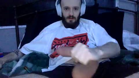 Snapshot of digbicknik chatting on 03-01-25, 02:59 digbicknik online show from 03-01-25, 02:59