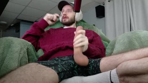 Snapshot of digbicknik chatting on 04-22-26, 01:19 digbicknik online show from 04-22-26, 01:19