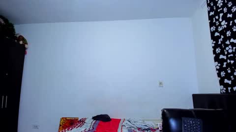 Snapshot of diiego_xxx chatting on 09-09-25, 02:11 diiego_xxx online show from 09-09-25, 02:11