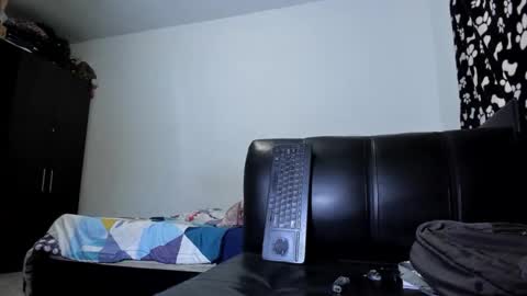 Snapshot of diiego_xxx chatting on 10-18-25, 03:02 diiego_xxx online show from 10-18-25, 03:02