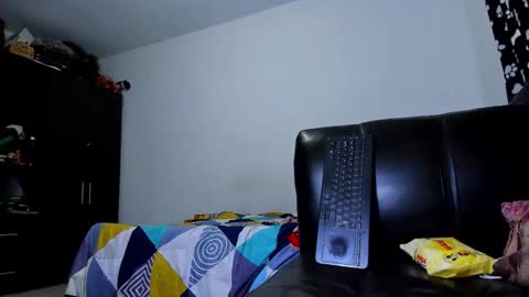 Snapshot of diiego_xxx chatting on 11-17-25, 03:18 diiego_xxx online show from 11-17-25, 03:18