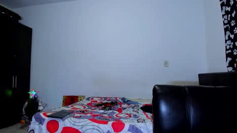 Snapshot of diiego_xxx chatting on 12-16-25, 06:51 diiego_xxx online show from 12-16-25, 06:51