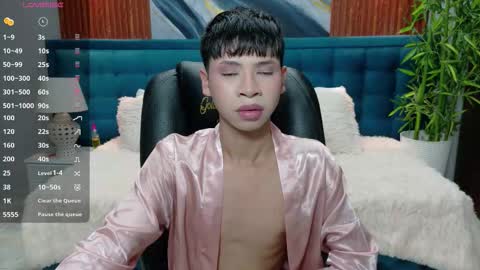  DILAN online show from 11-11-25, 05:35