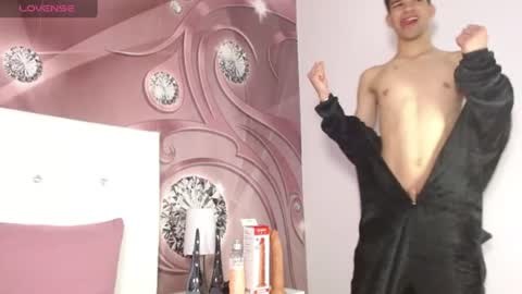Snapshot of dilan_femboy_ chatting on 07-06-26, 02:25 dilan_femboy_ online show from 07-06-26, 02:25