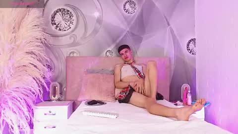 Snapshot of dilan_femboy_ chatting on 07-15-26, 02:55 dilan_femboy_ online show from 07-15-26, 02:55
