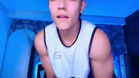 Snapshot of dilanmiller_ chatting on 07-10-26, 05:15 dilanmiller_ online show from 07-10-26, 05:15