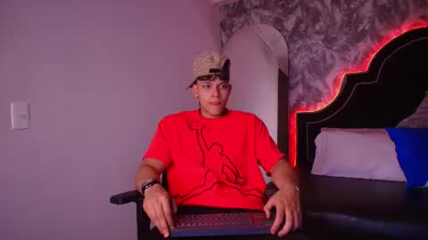 Snapshot of dilanmiller_ chatting on 07-13-26, 04:21 dilanmiller_ online show from 07-13-26, 04:21