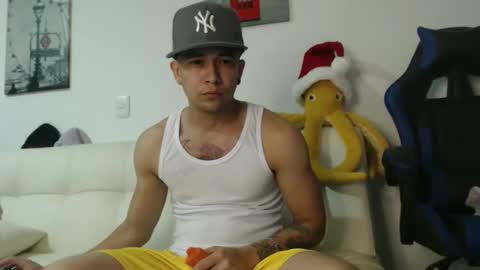 Snapshot of dilanxxx8888 chatting on 12-18-25, 03:45 dilanxxx8888 online show from 12-18-25, 03:45