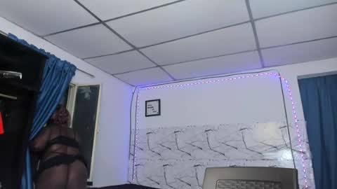 dilay__x online show from 07-10-26, 11:24