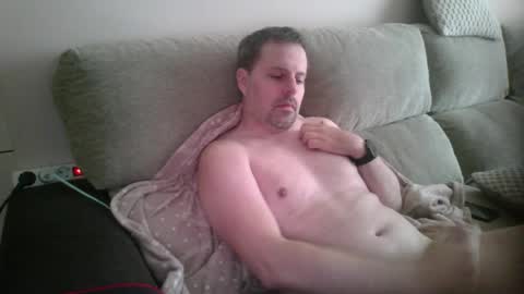 Snapshot of dili999 chatting on 05-16-26, 06:32 dili999 online show from 05-16-26, 06:32