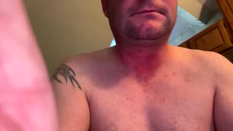 Snapshot of dill327 chatting on 12-15-24, 05:10 dill327 online show from 12-15-24, 05:10