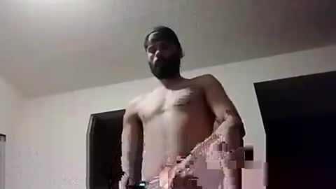 Snapshot of dill801975 chatting on 02-01-26, 11:47 dill801975 online show from 02-01-26, 11:47