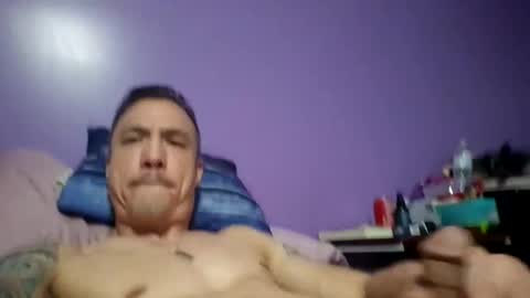 Snapshot of dillifambam08 chatting on 02-26-26, 02:21 dillifambam08 online show from 02-26-26, 02:21