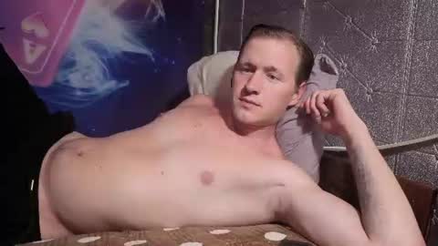 Snapshot of dimastyzzz chatting on 06-22-26, 05:54 Dimetriusen online show from 06-22-26, 05:54
