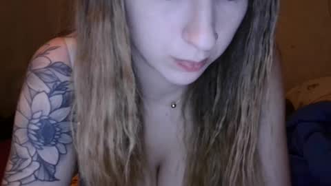 Sofie online show from 03-12-25, 10:26