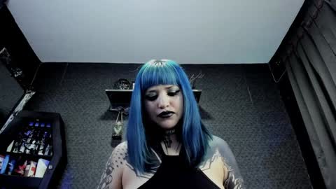 Snapshot of dimmuanddarkness chatting on 01-11-25, 12:50 dimmuanddarkness online show from 01-11-25, 12:50