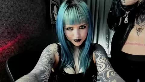 Snapshot of dimmuanddarkness chatting on 02-28-25, 07:15 dimmuanddarkness online show from 02-28-25, 07:15