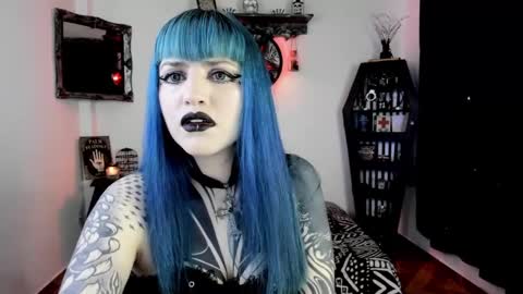 Snapshot of dimmuanddarkness chatting on 10-02-25, 07:59 dimmuanddarkness online show from 10-02-25, 07:59